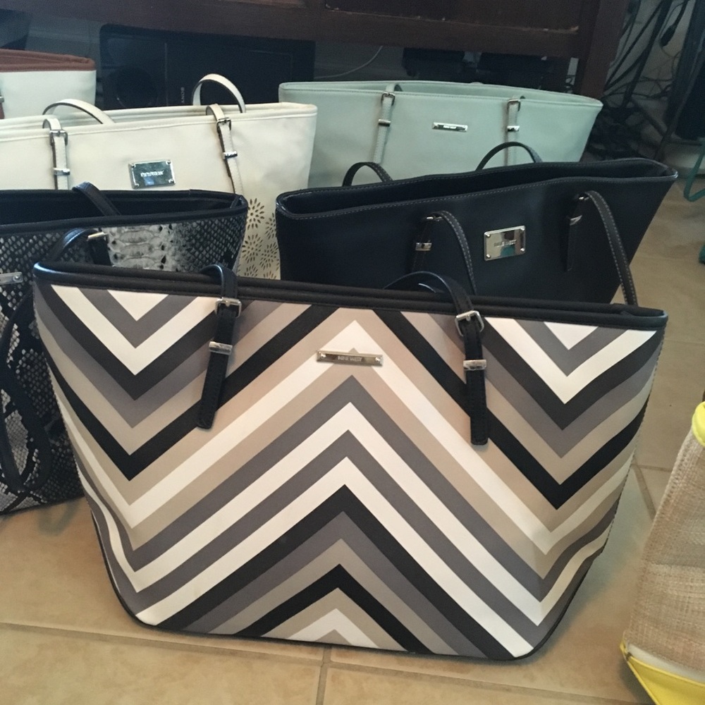 Nine West It Girl chevron